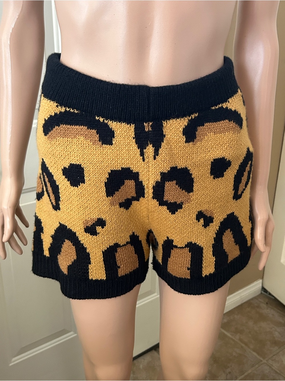 HALFHEART Leopard Print Knit Women’s Shorts - Black and Mustard size L